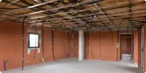 Pieuvre électrique précâblée déployée sur un chantier de maison neuve