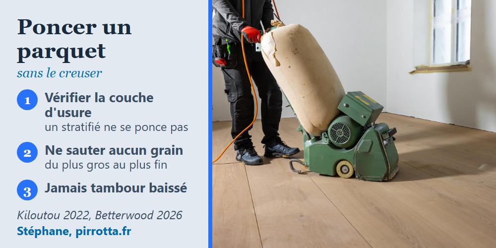 Ponceuse à bande sur un parquet en chêne, avec trois règles pour poncer un parquet : couche d'usure, grains, tambour relevé